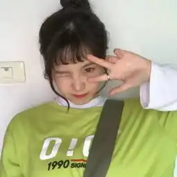 绿色可爱女生头像图片