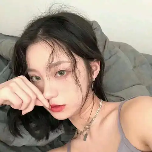 动漫女生头像高冷霸气御