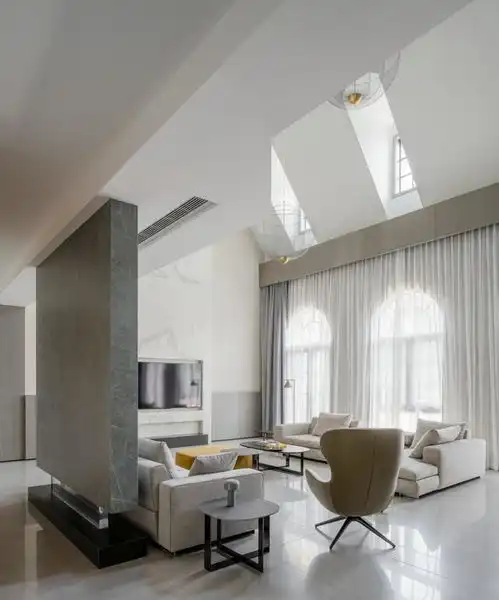 生活最好的状态是冷冷清清的风风火火