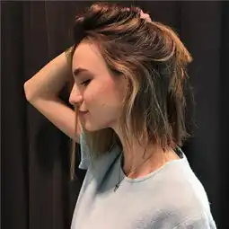 2018好看的美女qq头像欧美风去你去过的城市吹你吹过的风