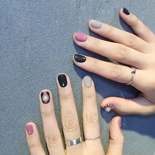 吉田美学的种草时间炫酷女孩必备黑色系美甲