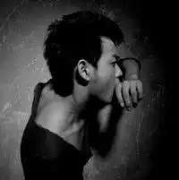 普通的男生头像因为为你好而欺骗