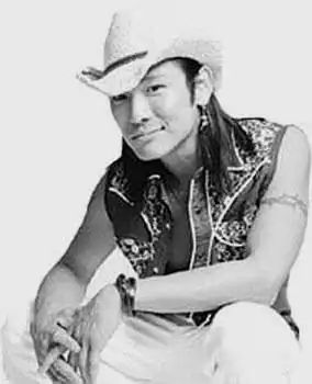 星衣进化史刘昊然,白敬亭领衔,现在的男偶像都自带去油剂