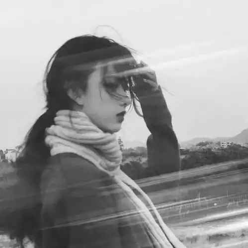 真人女生头像既然注定是过客,当初的邂逅,请当作误会一场