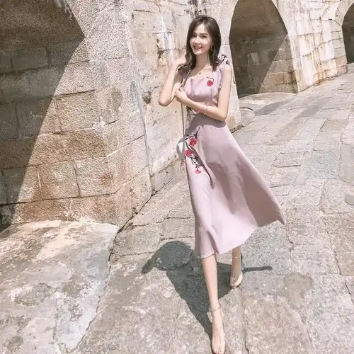 专属皮肤不白妹子的颜色,特别的显肤色