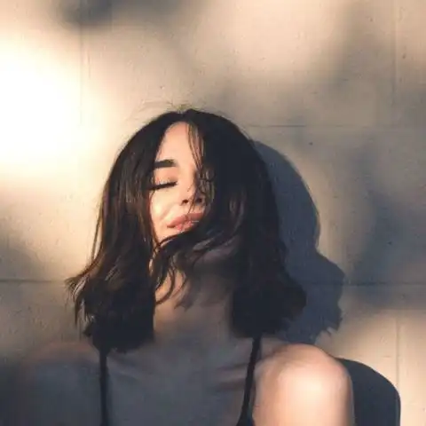 金牛座女生的黑色系头像