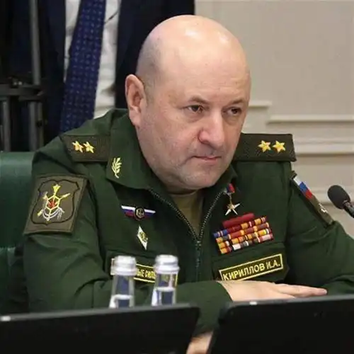 俄军高级军官被炸死,百度黑白悼念,网友他真孝啊