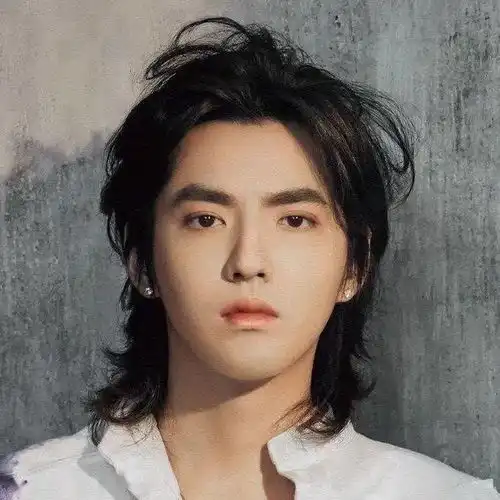 这10款日系男生发型,留了你就是最帅的