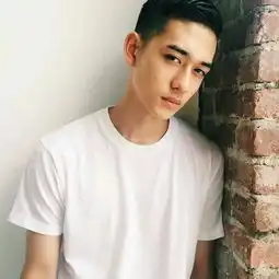 有谁知道这个人是谁嘛