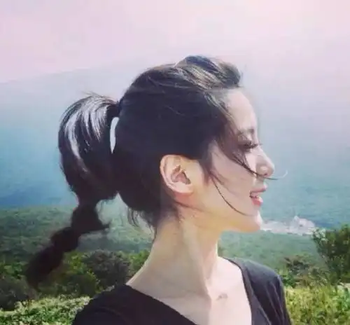 丧系小众头像面向大海真