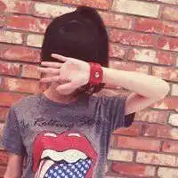 东西遮住脸的女生头像微信头像图片大全