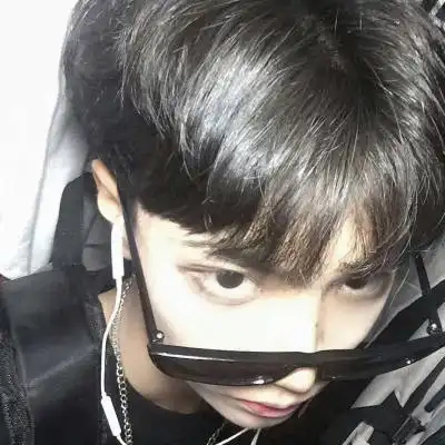 高清禁欲系头像男付嘉