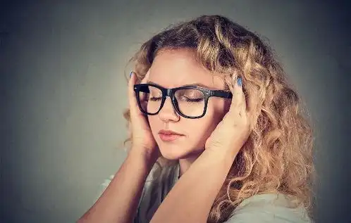 有抑郁症的人,常见的表现,希望你和你身边的人都没有