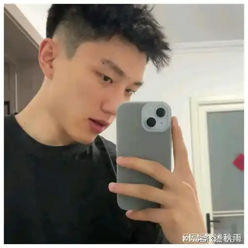 沈阳体育学院的小哥哥,是个帅气的山东男孩