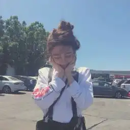 清纯小清新女生微信图像2