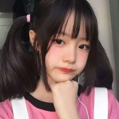 女生头像可爱呆萌真人侧脸,哭哭啼啼想挽留的人