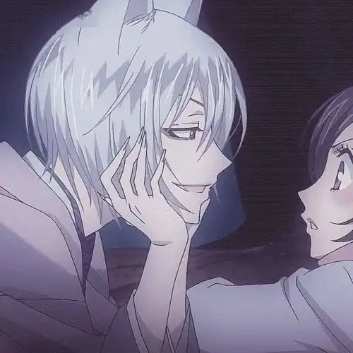 情侣头像曾经的胡闹是因为依赖如今的礼貌是因为陌生