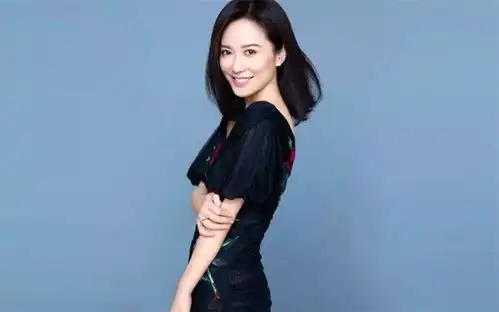 俞飞鸿与神秘男子聚餐,终于迎来恋情工作人员没有的事