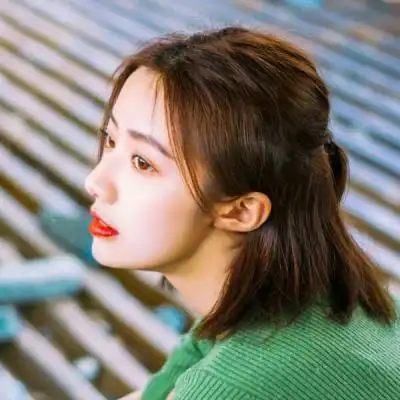 这世间情话誓言,不抵这柔情一眼