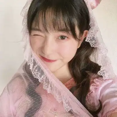 微笑女生头像治愈系女生笑容图片