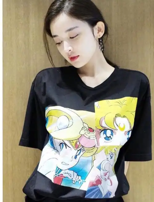 欧阳娜娜撞衫古力娜扎,都把美少女战士穿身上,却各有各的美