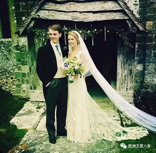 不是,你们怎么都喜欢有老公婆的