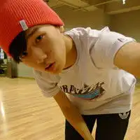 这个男的叫什么