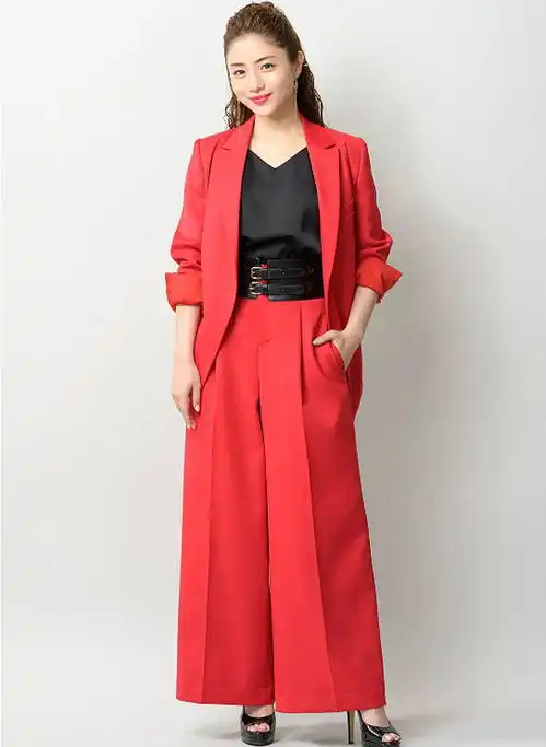 石原里美新剧翻身失败剧里造型不被买账,7套奶奶裙太显老