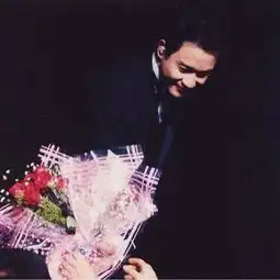 张国荣风继续吹背后的故事,郑国江为何说他是走钢丝的杂技人