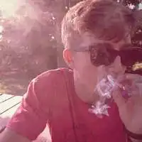 黑色系高冷男头像情头