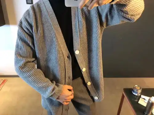 ins搭配分享秋冬搭配韩国177cm男博主丨呢子大衣丨羽绒服丨西服丨卫衣丨外套丶