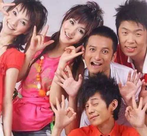 24年来守护着4个兄妹,最后却一个都留不住,何炅老了,都结束了谢娜康辉陈赫