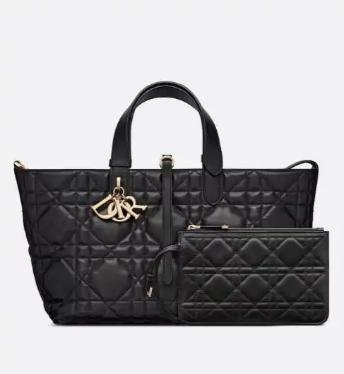 dior迪奥二零二三冬季男装系列流动的交织美学