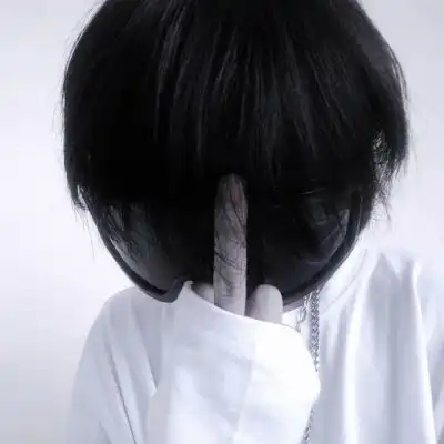 干净阳光的男生头像高清但见故人踏花返