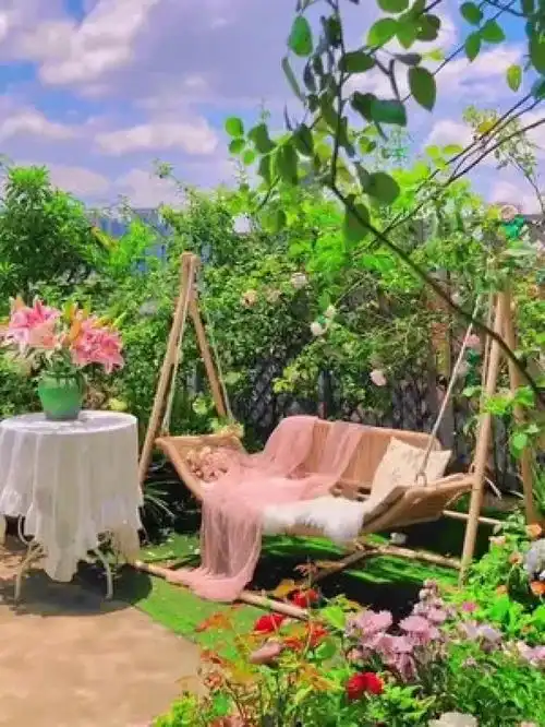 有一方小院,胜过诗和远方一半是家,一半是自然,一半更是生活,种花种草,悠闲到老院子治愈系小院时光闲置农房流转