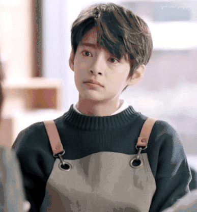 这才叫女扮男装正确打开方式,国产剧都快学学吧