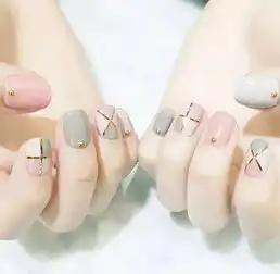 灰色美甲系列拉近你我距离