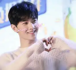 杨洋活动偷看小抄被发现,霸道总裁范变小可爱,网友很治愈