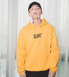 郑恺运动风造型曝光亮黄色系卫衣配潮流帽尽显小猎豹活力