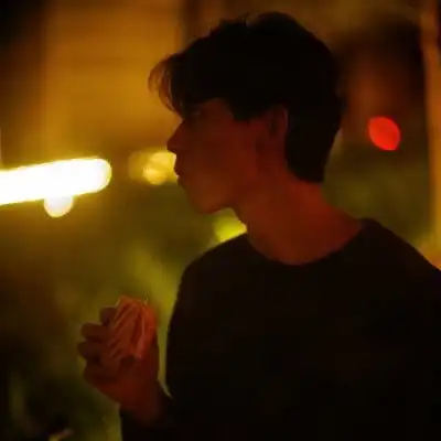 ins清高男生头像