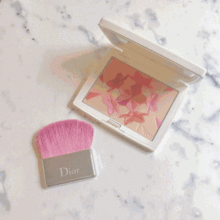 都是樱花惹的祸,这些樱花限量版唤起内心沉睡的少女心