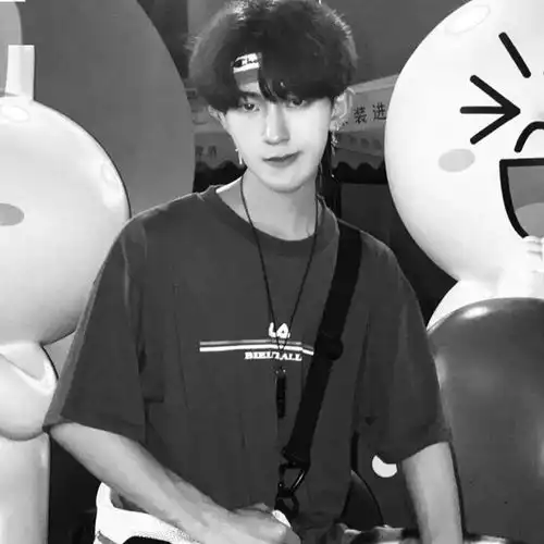 真人情侣头像系头像一男