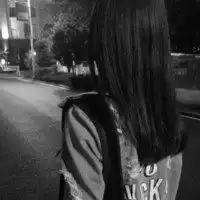 黑白色头像女生背影头像微信头像图片大全