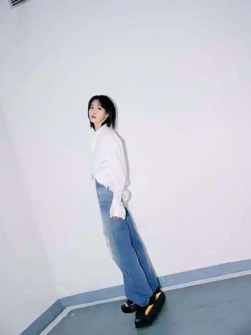 宋茜超简单的穿搭方式你学会了,初秋照搬也可以穿出女神风