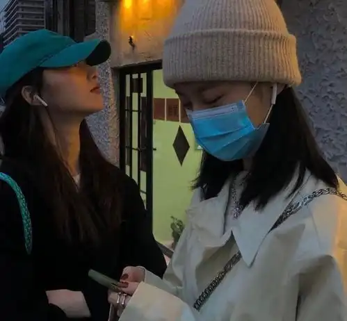 姐妹头像充满荷尔蒙的季节来了