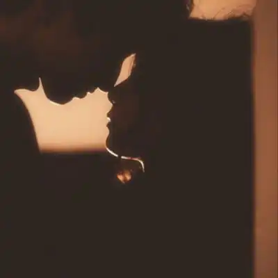 意境真人情侣头像,我们有着刻骨的爱情