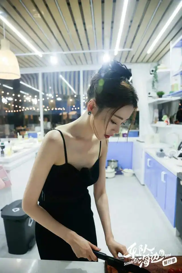 什么叫极致破碎感她哭起来太美了,我见犹怜谁顶得住啊