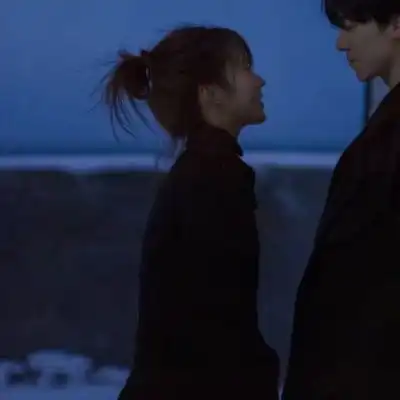 情侣头像暧昧禁欲系真人