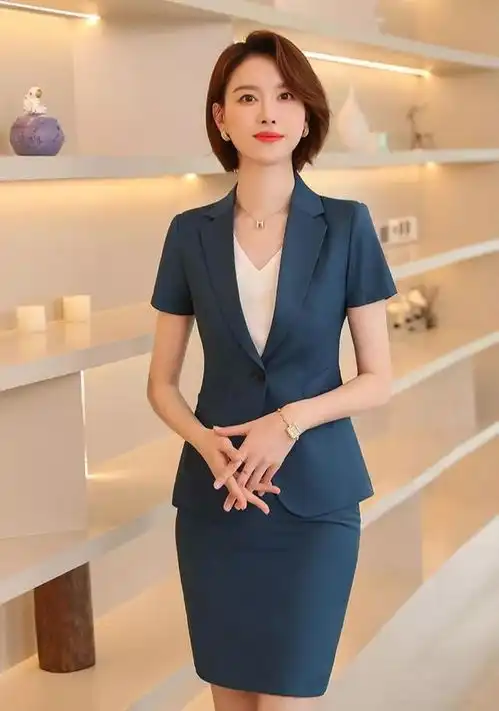 知性优雅的ol职业装,让女人更有吸引力