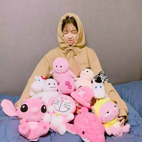 闺蜜头像ins系唯利是图